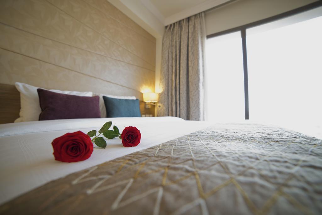 Golden Tulip Dammam Corniche Hotel Eksteriør bilde
