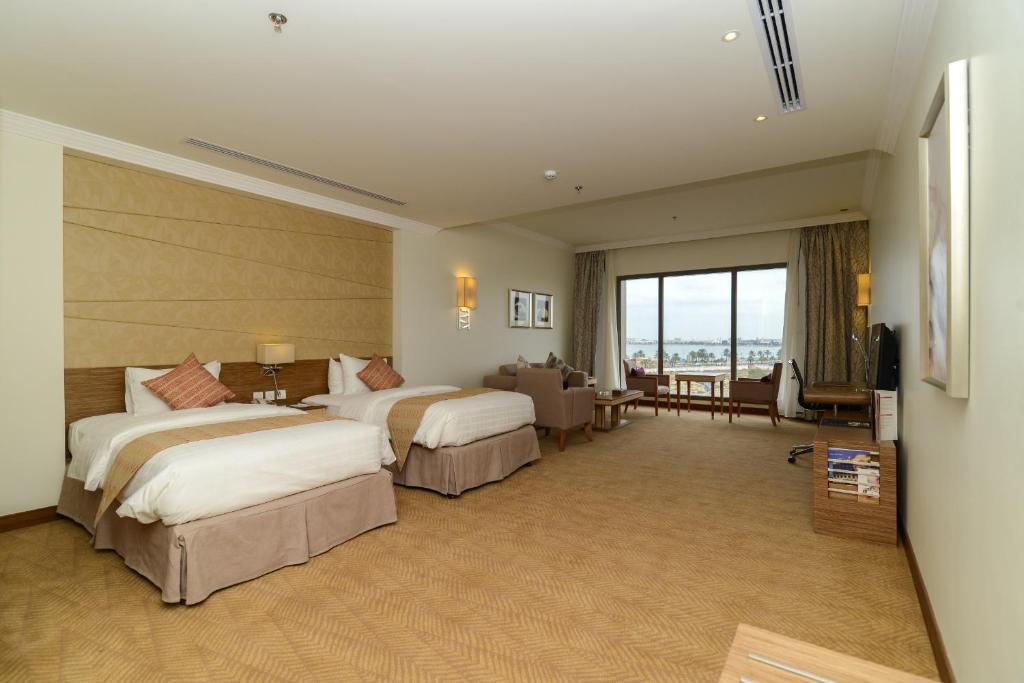 Golden Tulip Dammam Corniche Hotel Rom bilde