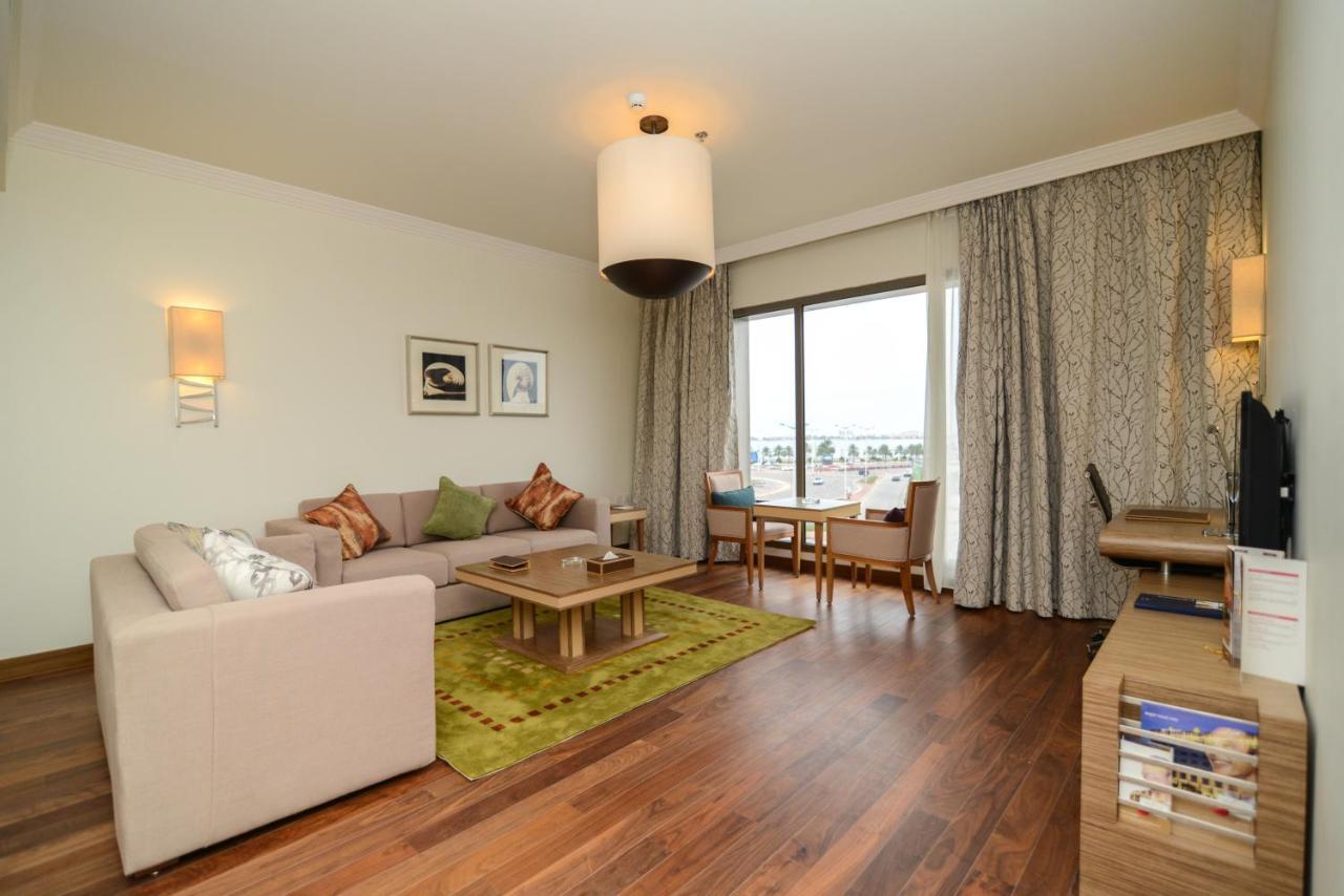 Golden Tulip Dammam Corniche Hotel Eksteriør bilde