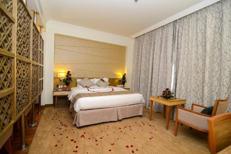 Golden Tulip Dammam Corniche Hotel Eksteriør bilde